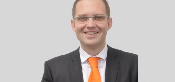Proche des clients et flexible elumatec